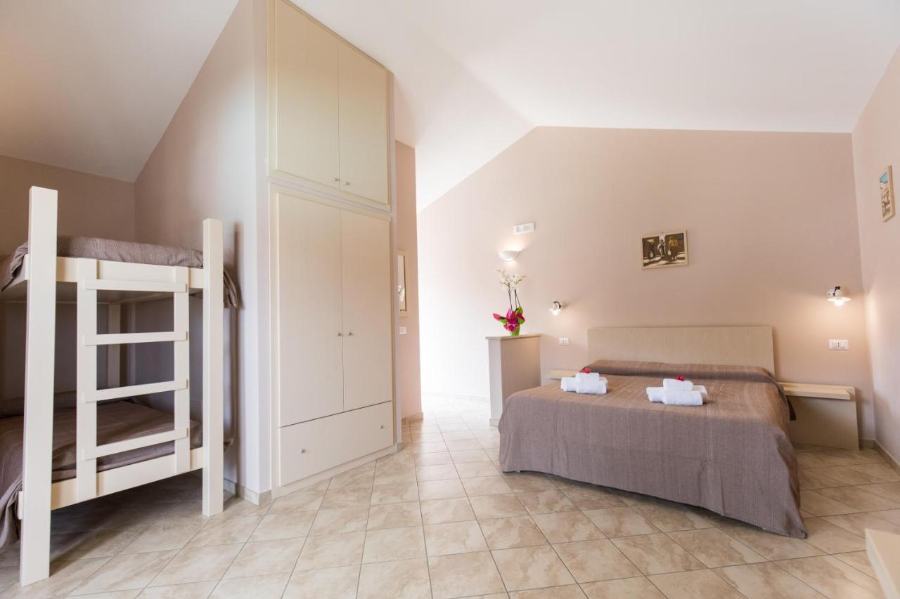 Bed and Breakfast Residenza Borgo Italico Santa Domenica  Esterno foto
