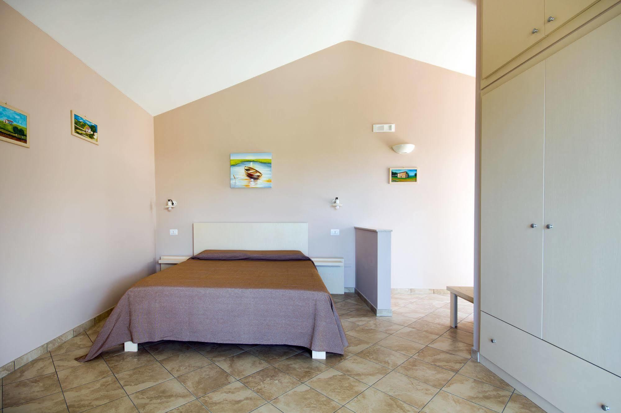 Bed and Breakfast Residenza Borgo Italico Santa Domenica  Esterno foto